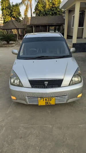 Toyota Opa 2005 Silver