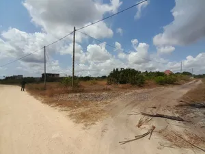 Viwanja Vinauzwa Kigamboni Geza Ulole