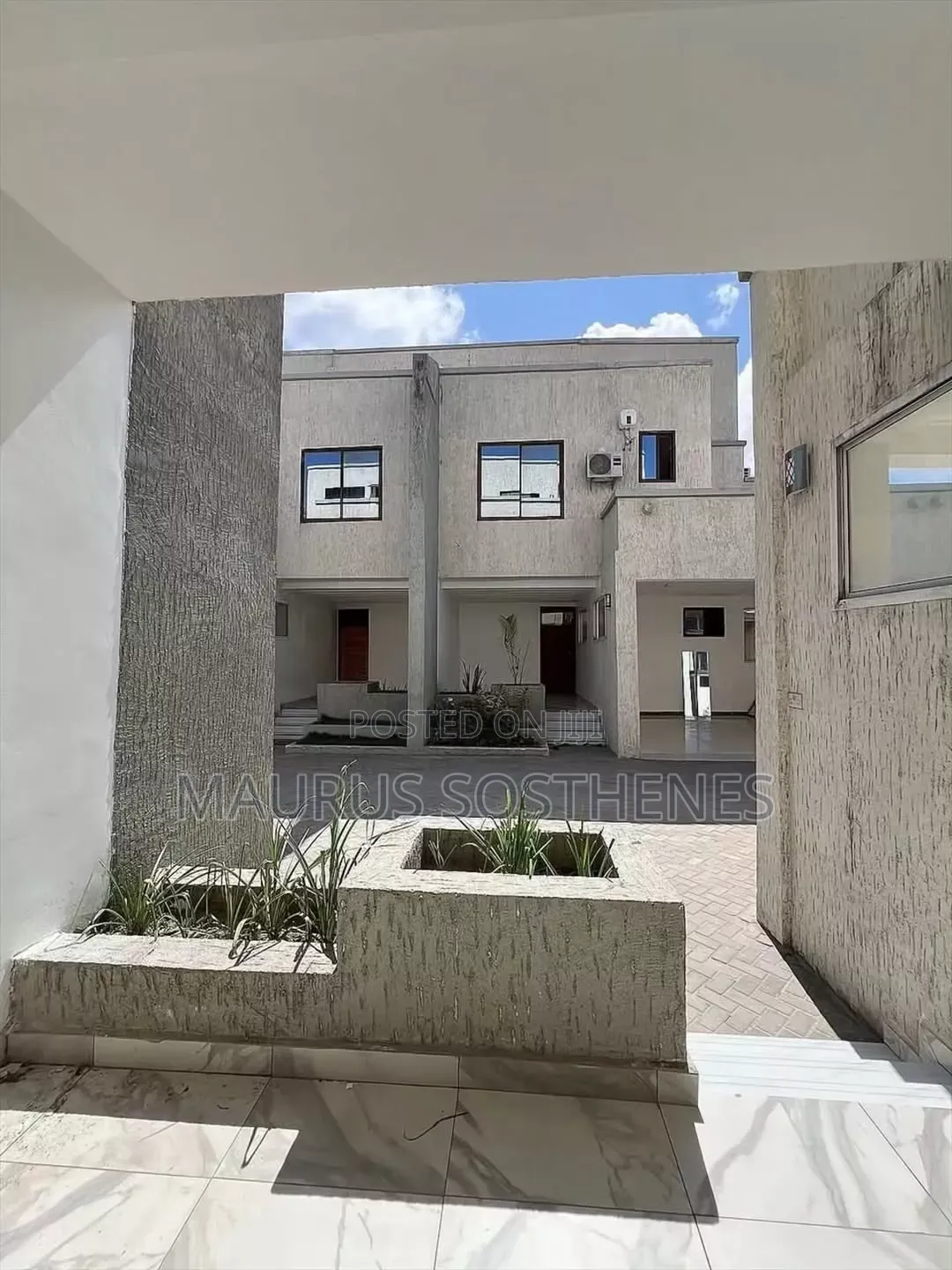 4bdrm Villa in Mikocheni B for rent