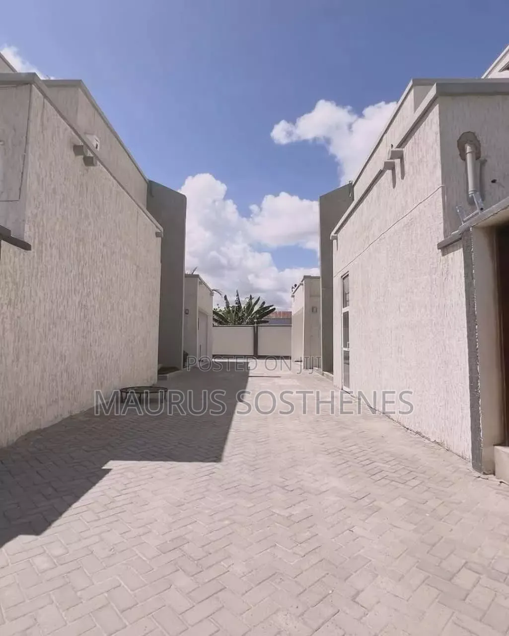 4bdrm Villa in Mikocheni B for rent