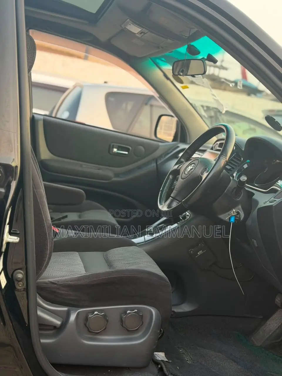 Toyota Kluger 2003 Black
