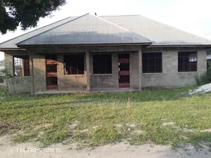 6bdrm Apartment in Tanzania Daresalaam., Ilala for sale
