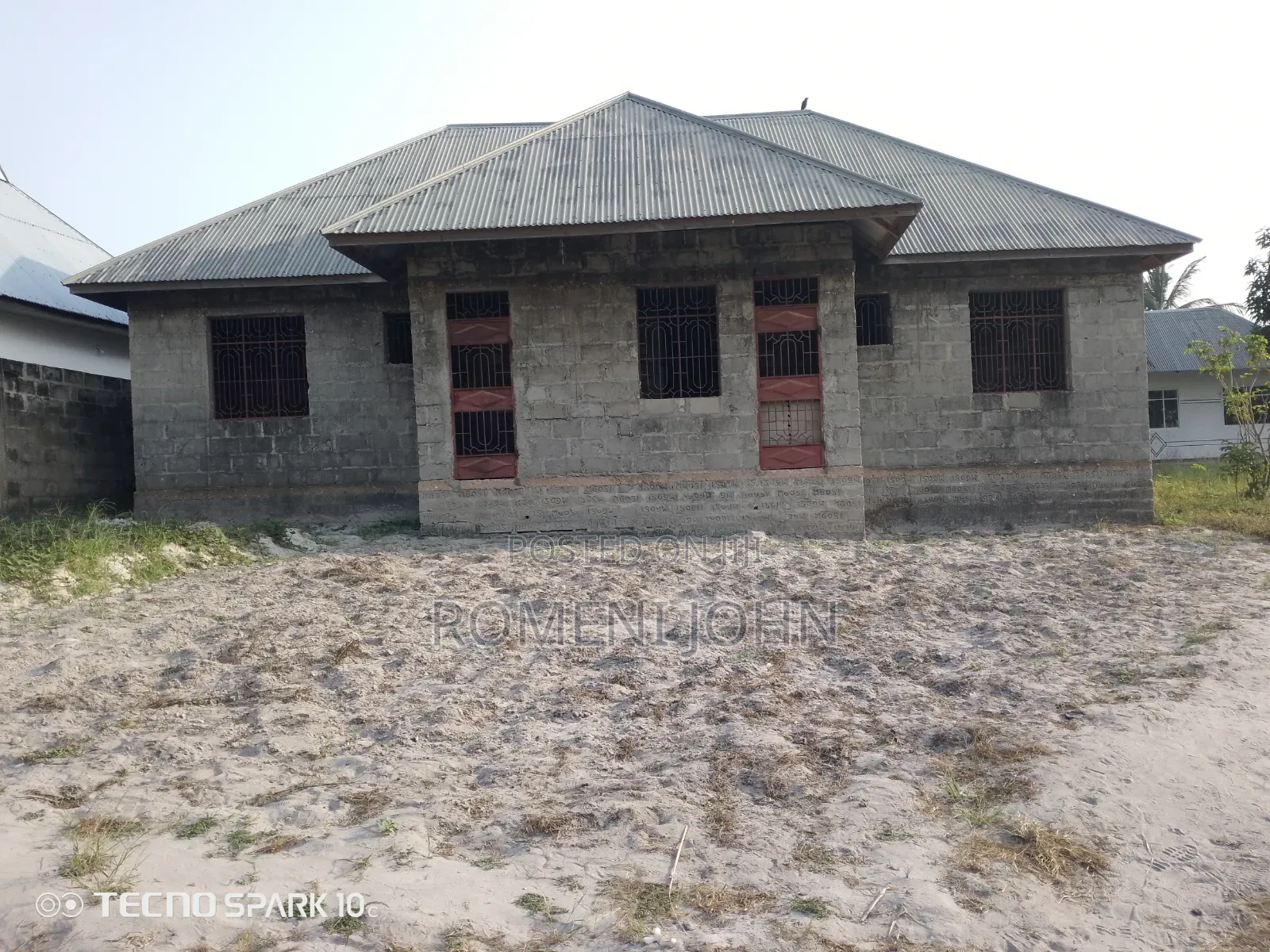 6bdrm Apartment in Tanzania Daresalaam., Ilala for sale