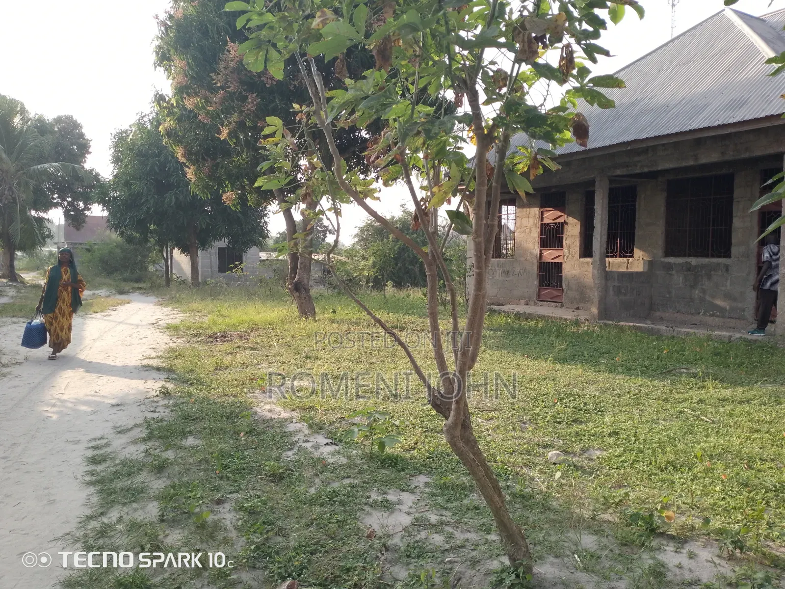 6bdrm Apartment in Tanzania Daresalaam., Ilala for sale