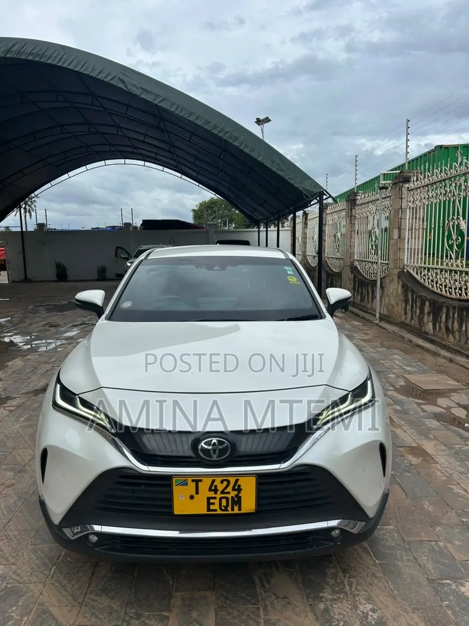 Toyota Harrier 2.0 4WD 2020 White