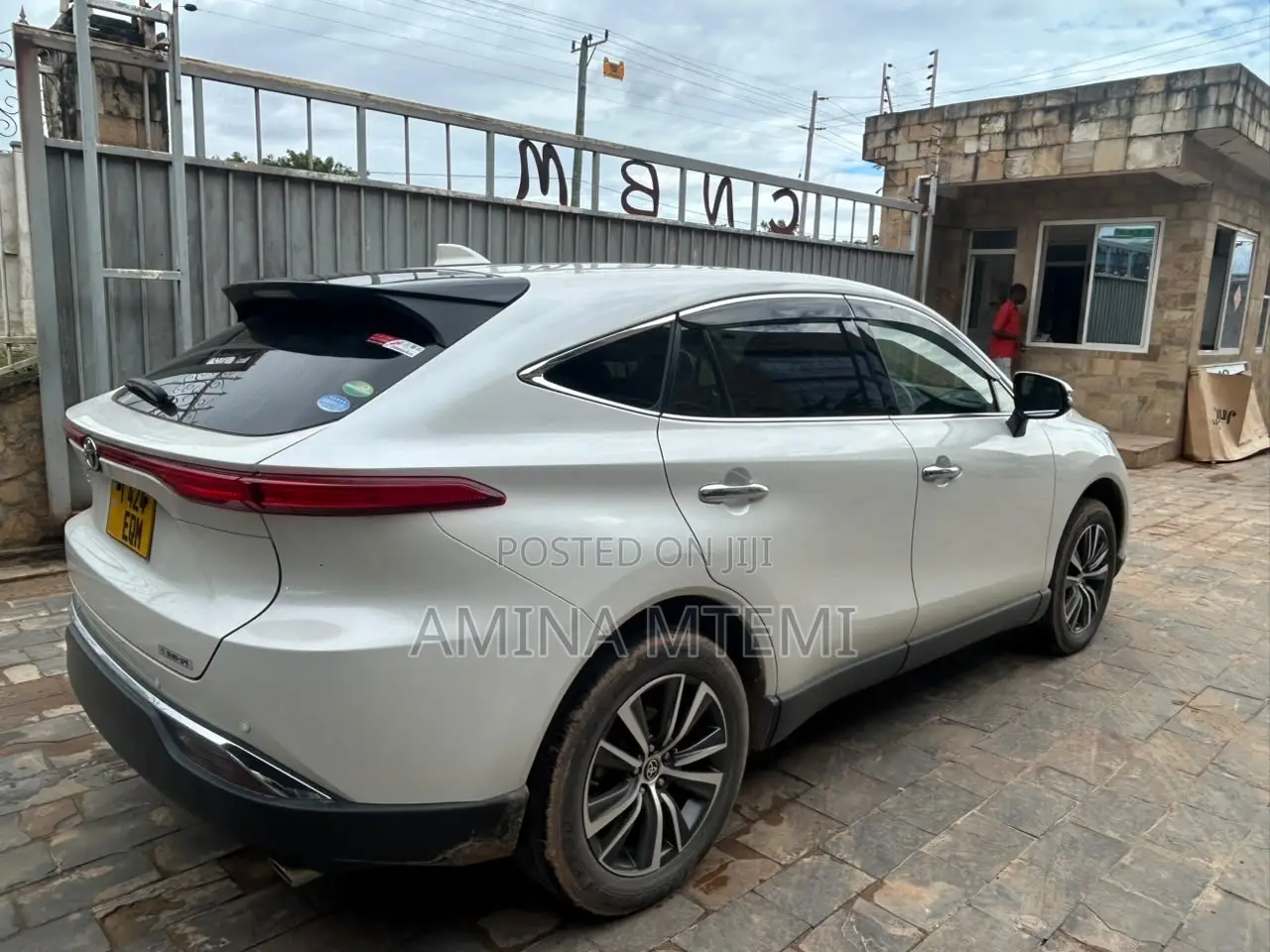 Toyota Harrier 2.0 4WD 2020 White