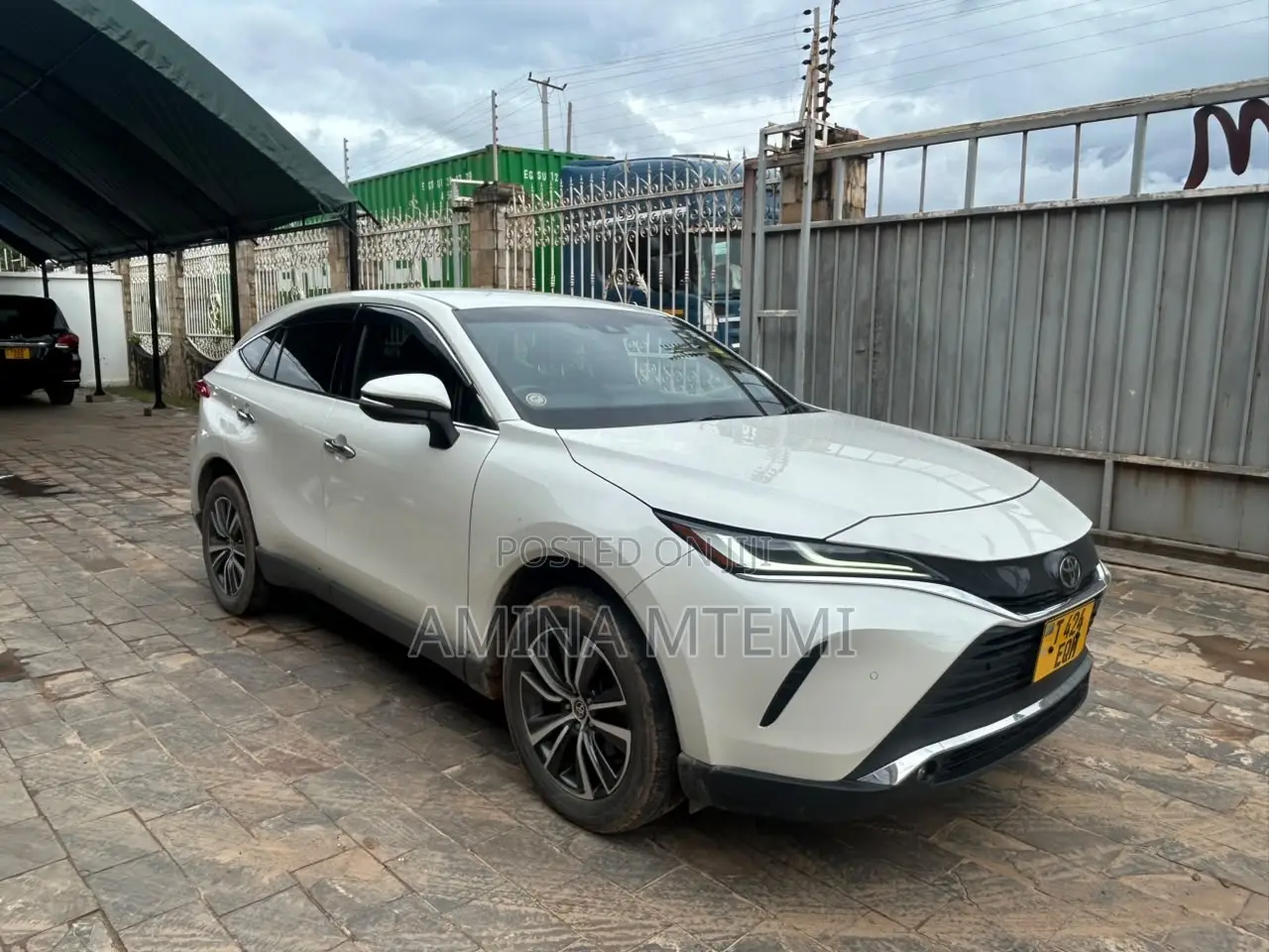 Toyota Harrier 2.0 4WD 2020 White