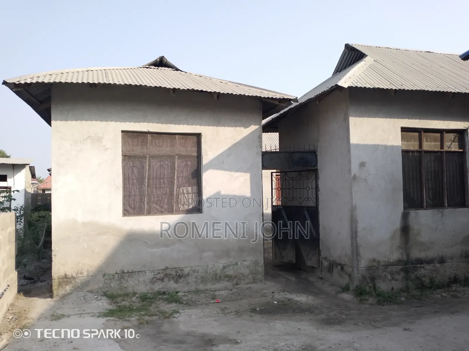 10bdrm Apartment in Tanzania Daresalaam., Ilala for sale