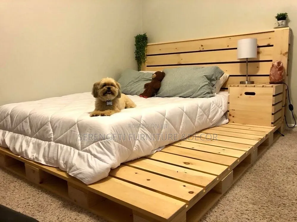 Modern Wooden Pallet Platform Bed)