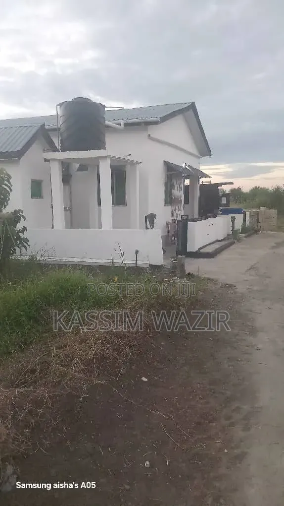 Furnished 2bdrm House in Vianzi for sale