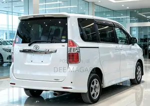 Toyota Noah 2008 White