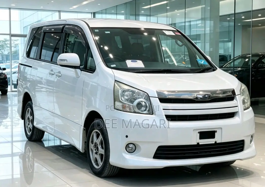 Toyota Noah 2008 White