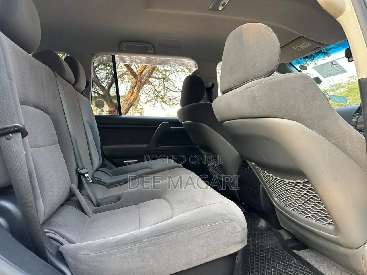 Toyota Land Cruiser 5.7 V8 2014 Gray