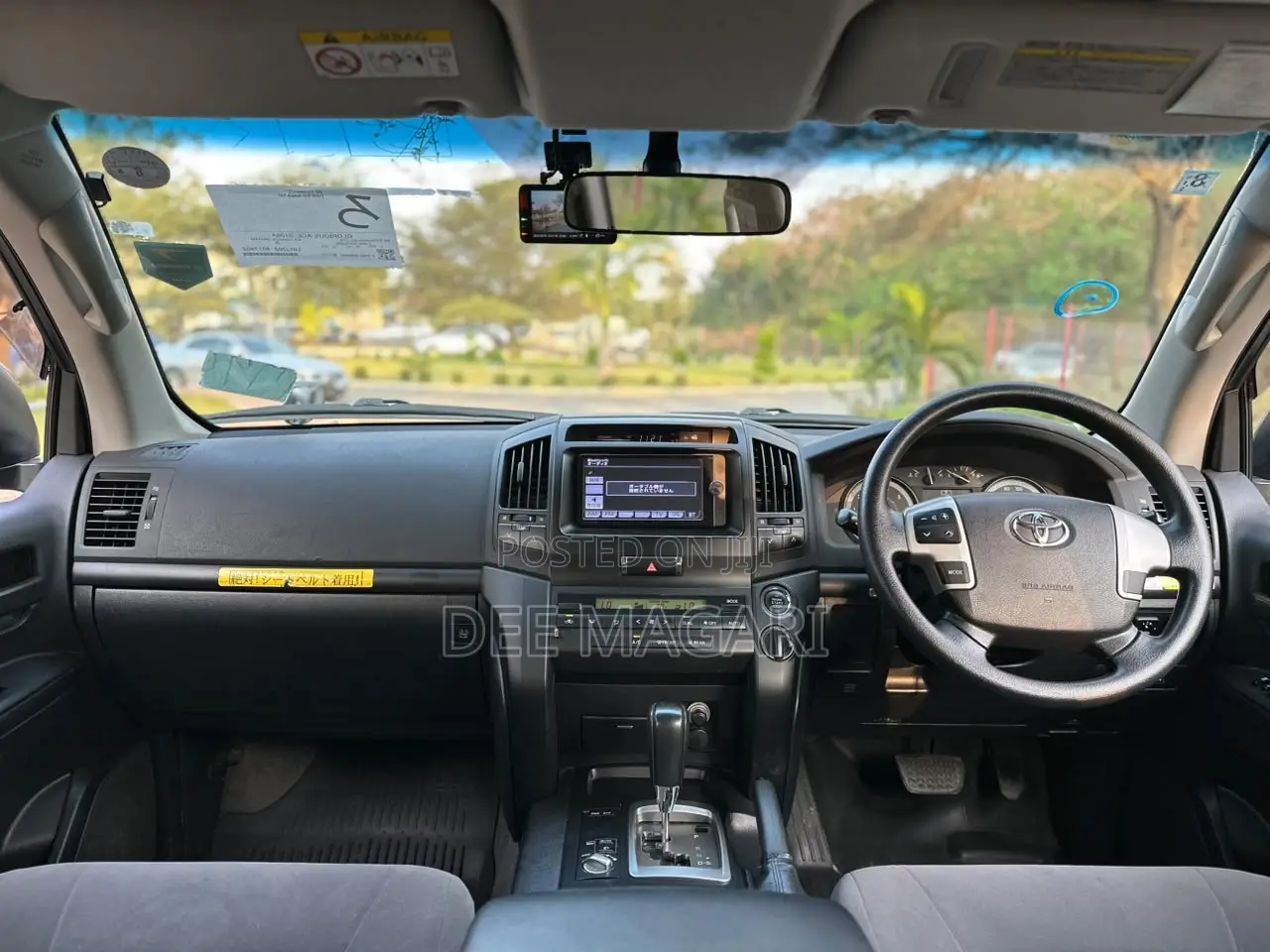 Toyota Land Cruiser 5.7 V8 2014 Gray