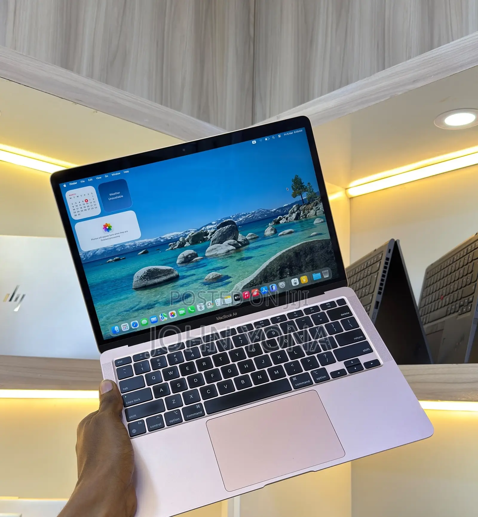 Laptop Apple MacBook Air 2020 8GB Intel Core i3 SSD 256GB