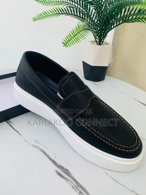 Black and Blue Simple Shoes for Men's