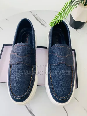 Black and Blue Simple Shoes for Men's