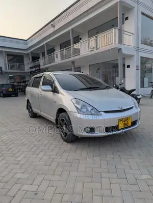 Toyota Wish 2004 White