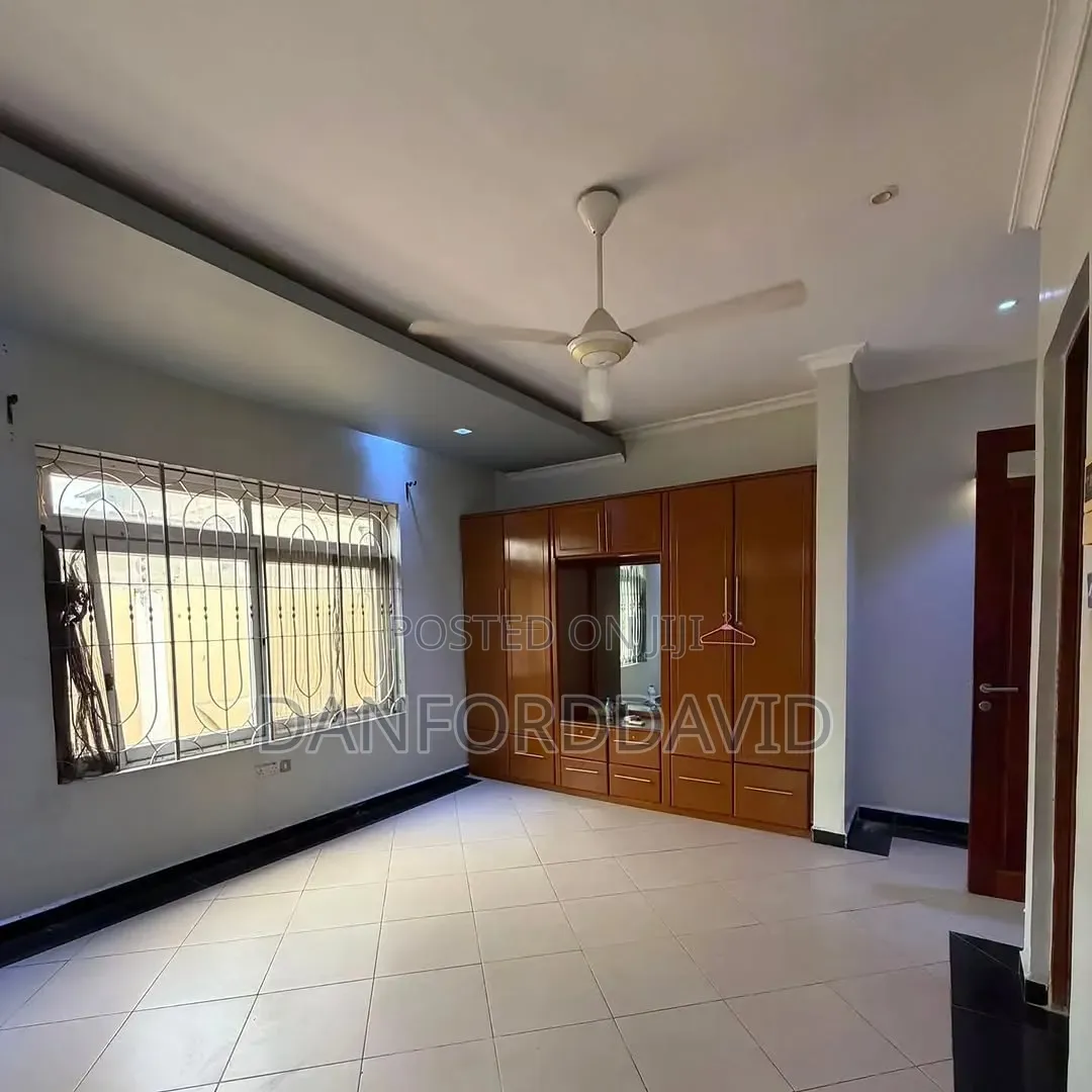 3bdrm House in Kahwa Real Estate, Kinondoni for rent