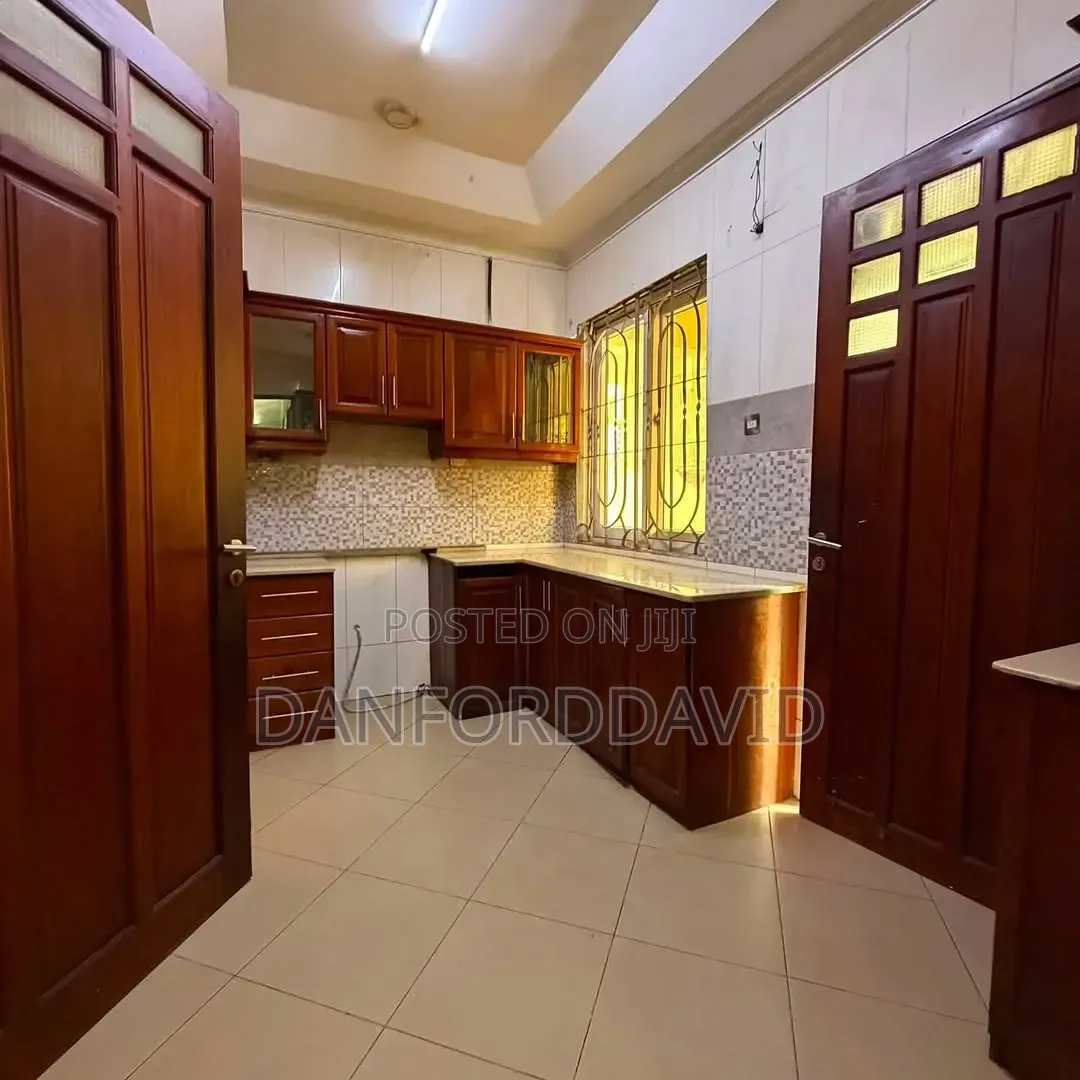 3bdrm House in Kahwa Real Estate, Kinondoni for rent