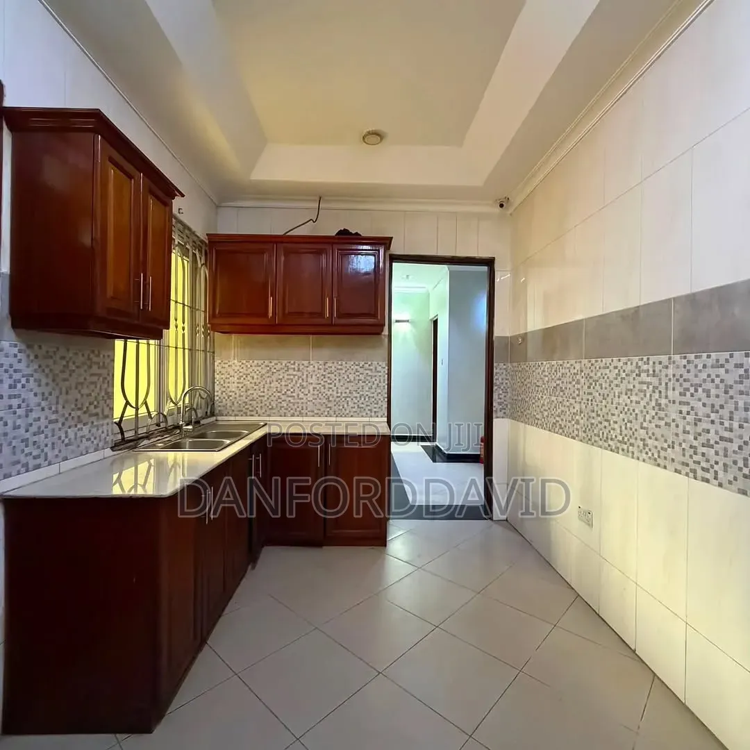 3bdrm House in Kahwa Real Estate, Kinondoni for rent