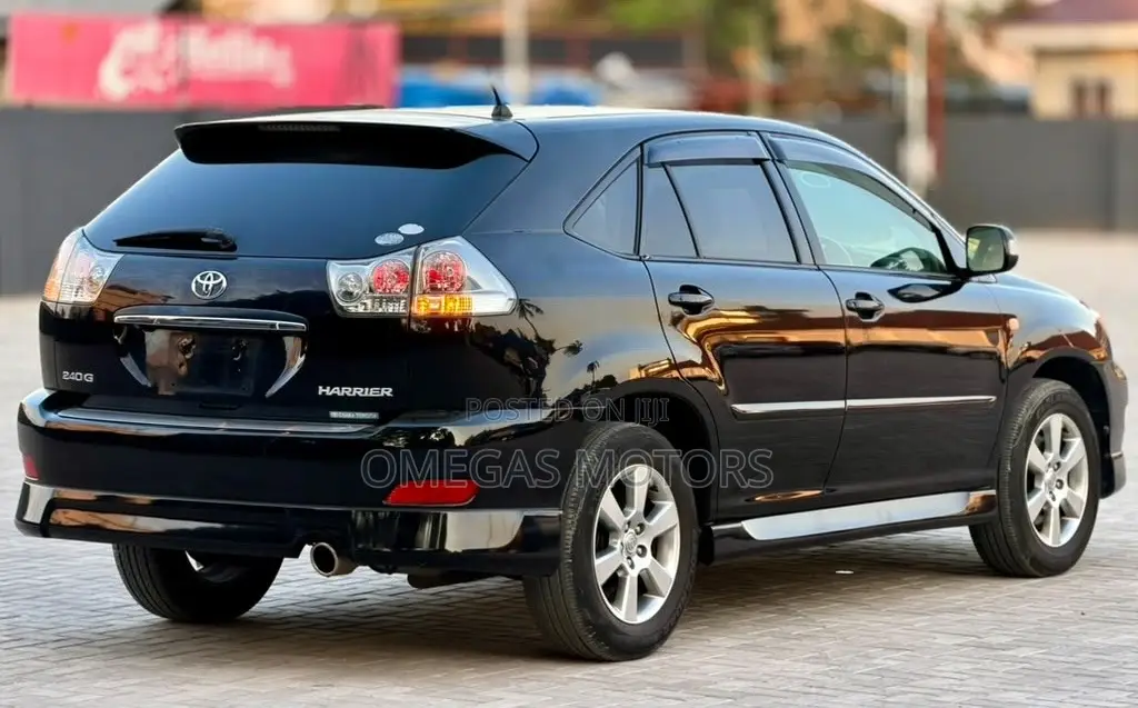 Toyota Harrier 2.4 2007 Black