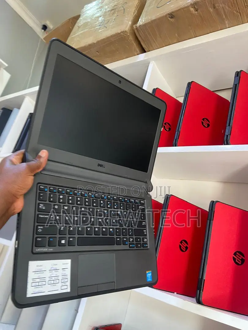 Laptop Dell Latitude 3340 4GB Intel Core i3 HDD 500GB