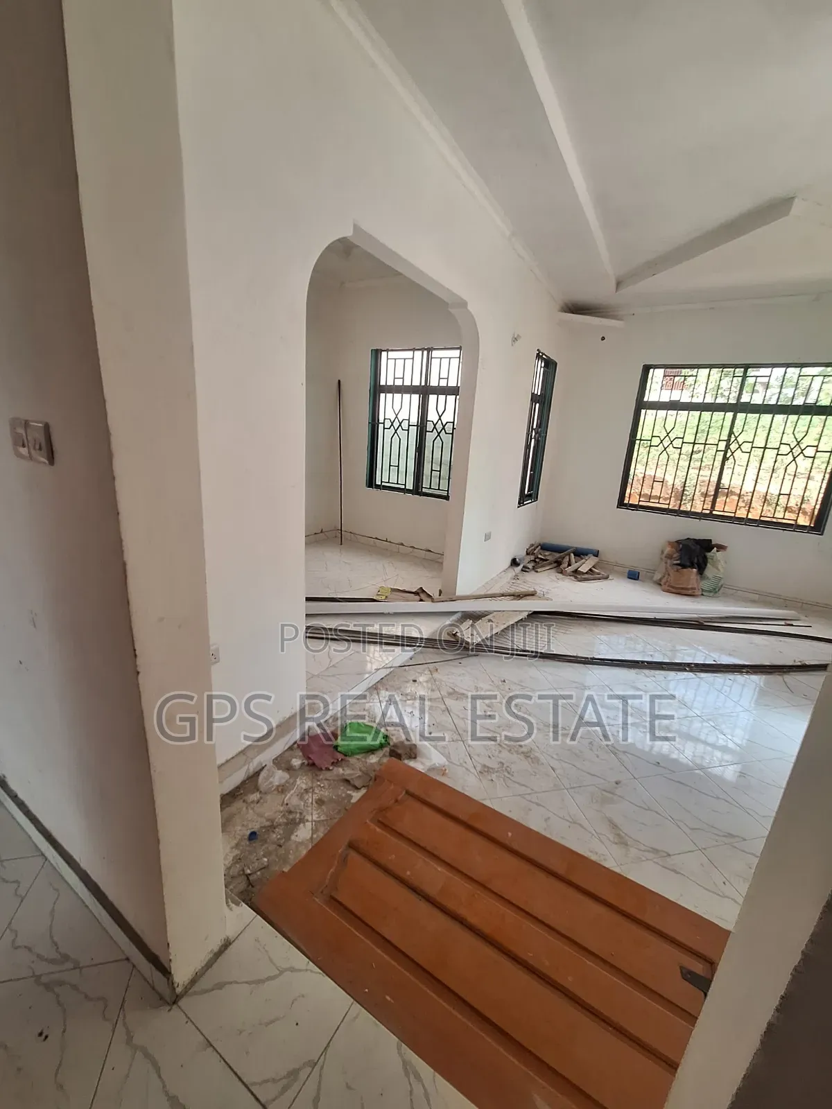 3bdrm House in Mpigi Magoe, Kinondoni for sale