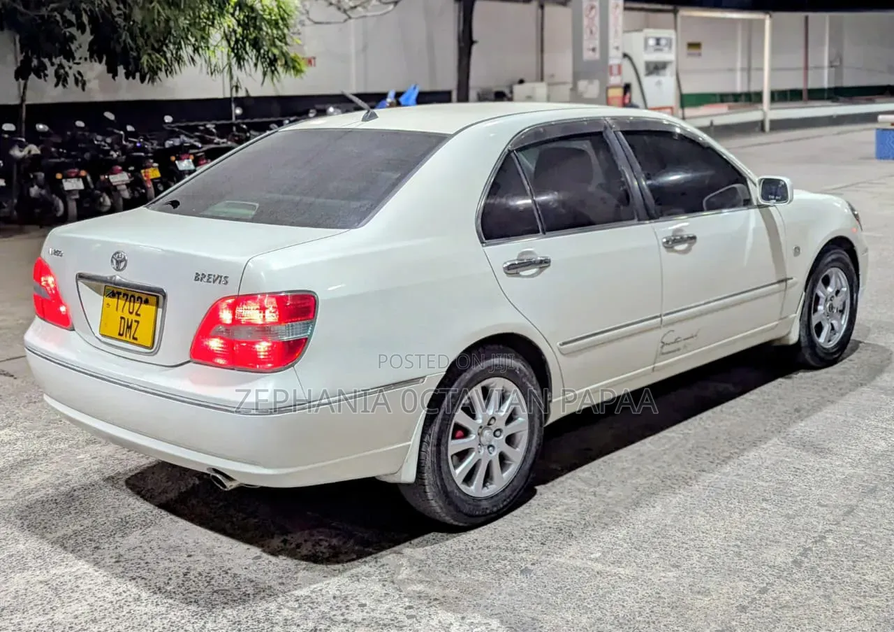 Toyota Brevis 2003 White