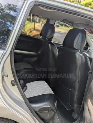 Toyota IST 2005 Silver