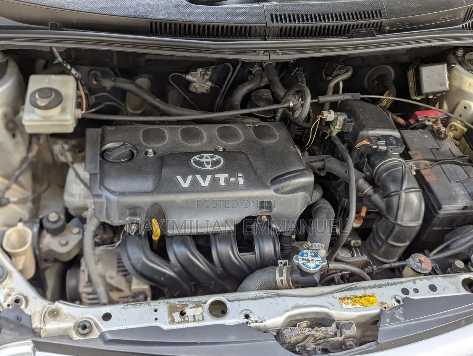 Toyota IST 2005 Silver