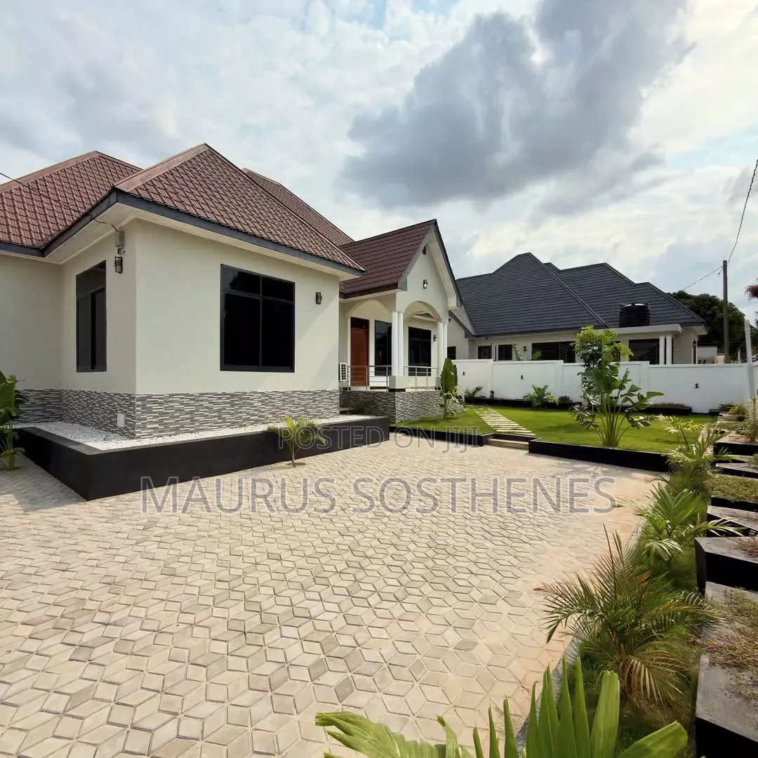 4bdrm House in Goba Centre for sale