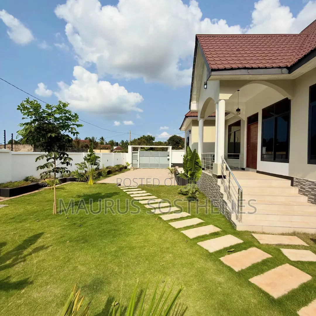 4bdrm House in Goba Centre for sale