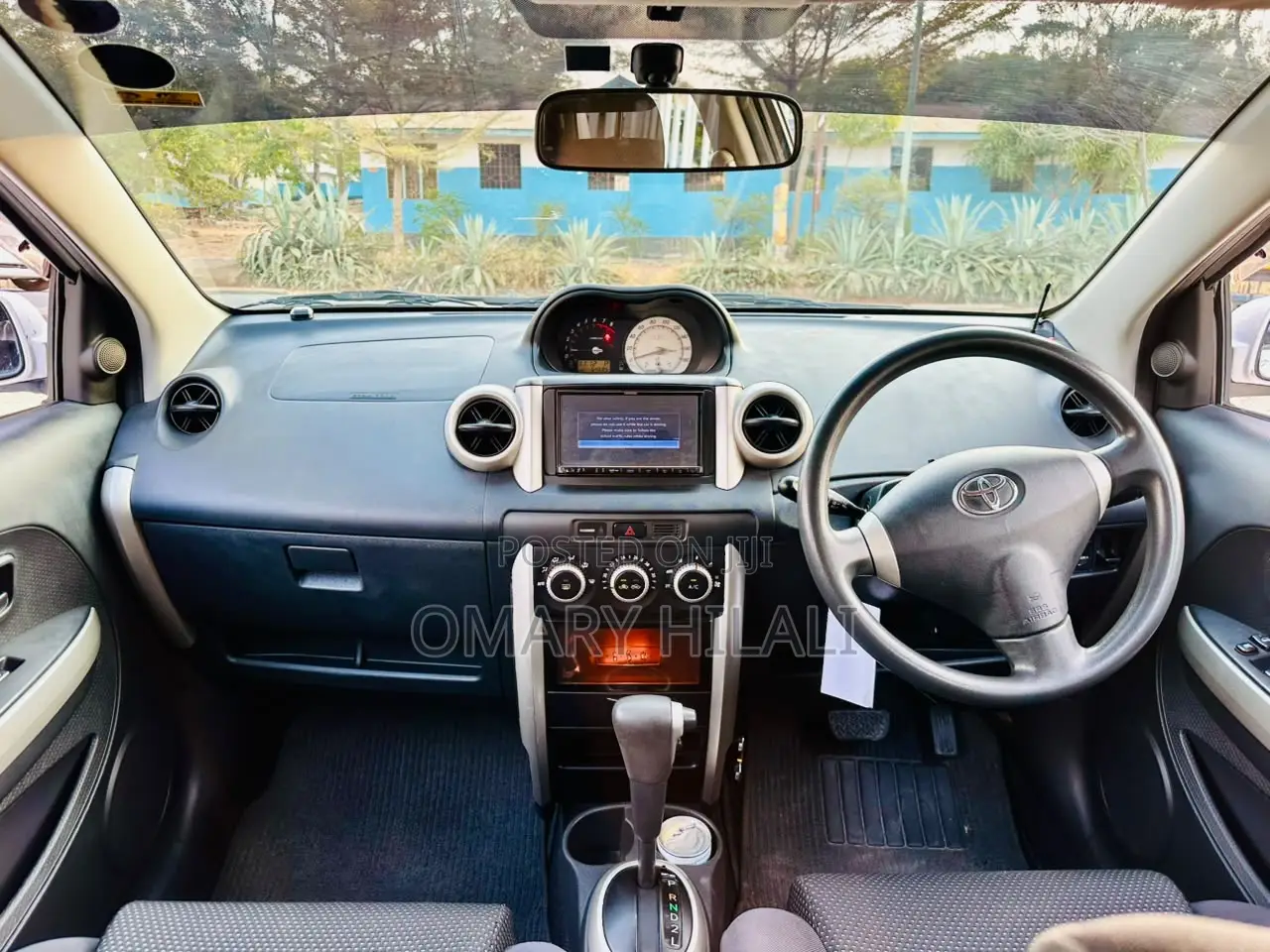 Toyota IST 2004 White