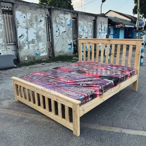 Classic Designed Wooden Bed