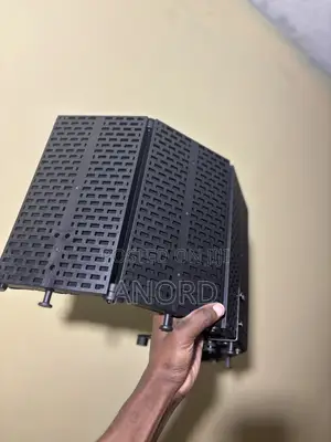 Vocal Booth Mpya Milango Mi 5 Bei Offa