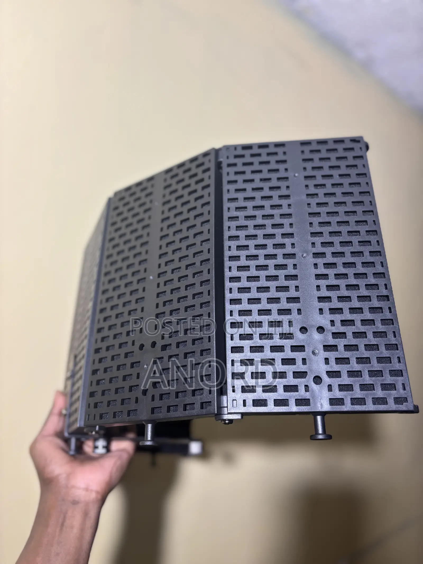 Vocal Booth Mpya Milango Mi 5 Bei Offa