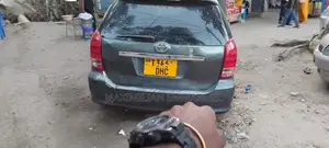 Toyota Wish 2013 Gray