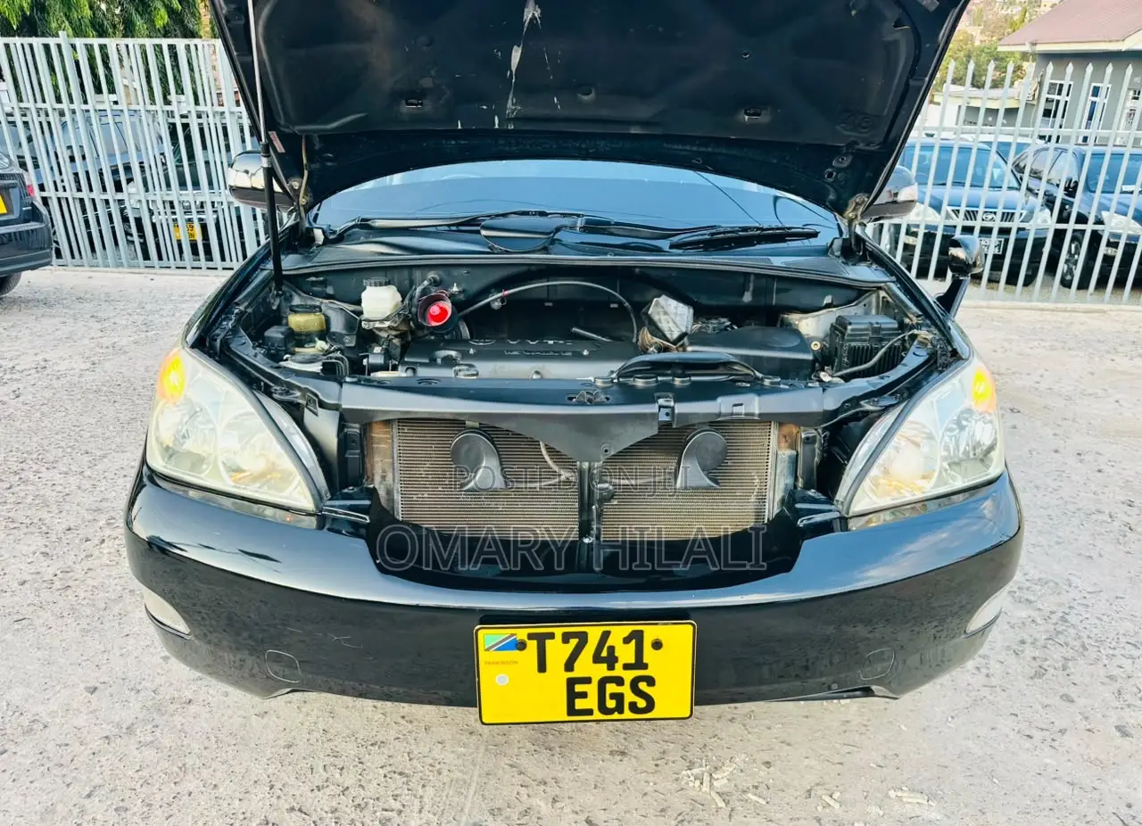 Toyota Harrier 2005 Black