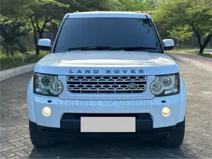 Land Rover Discovery 2014 White