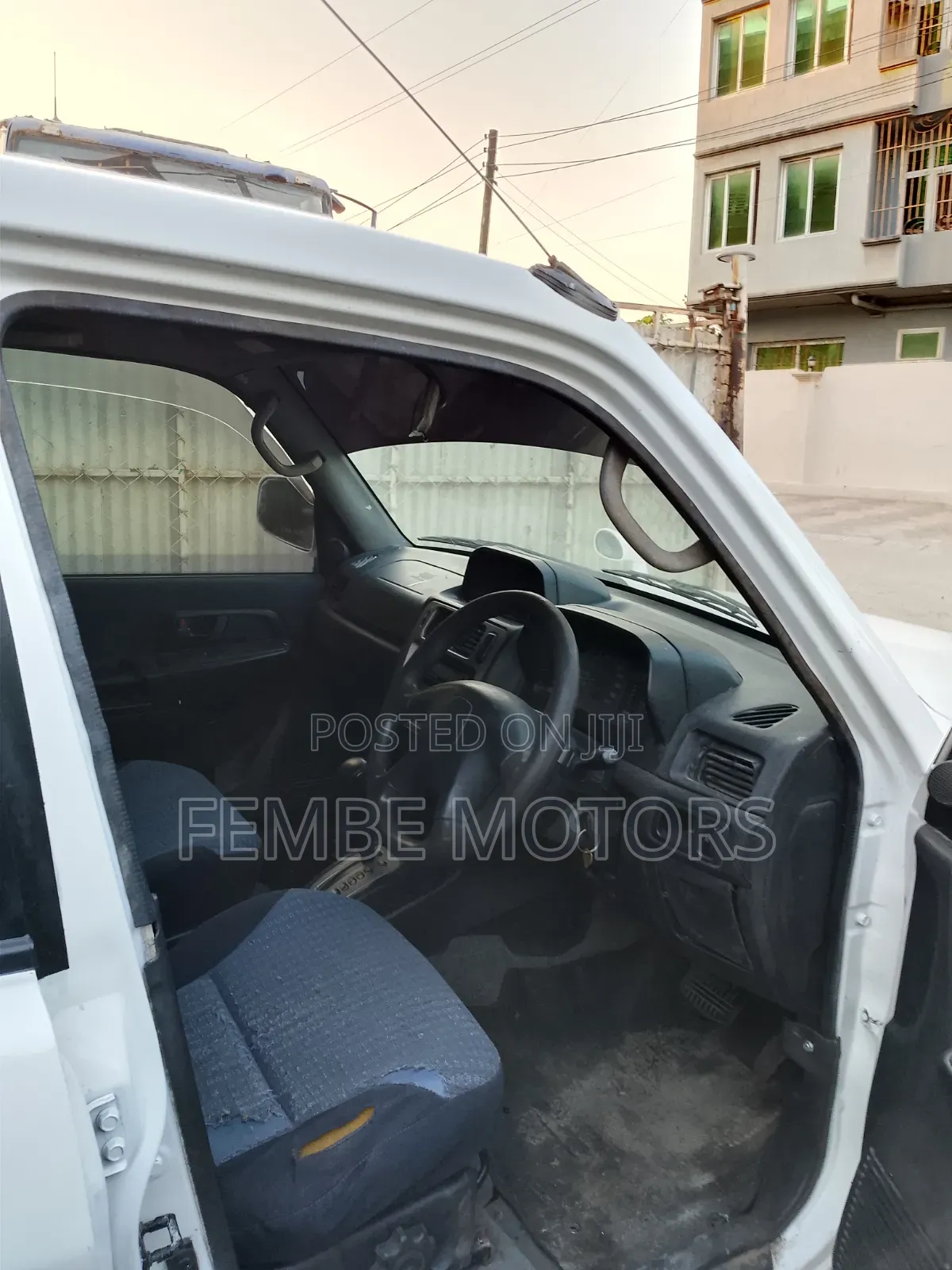 Mitsubishi Pajero 2004 White