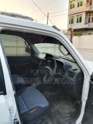 Mitsubishi Pajero 2004 White