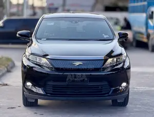 Toyota Harrier 2.0 2015 Black