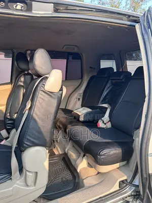 Toyota Raum 2005 Silver