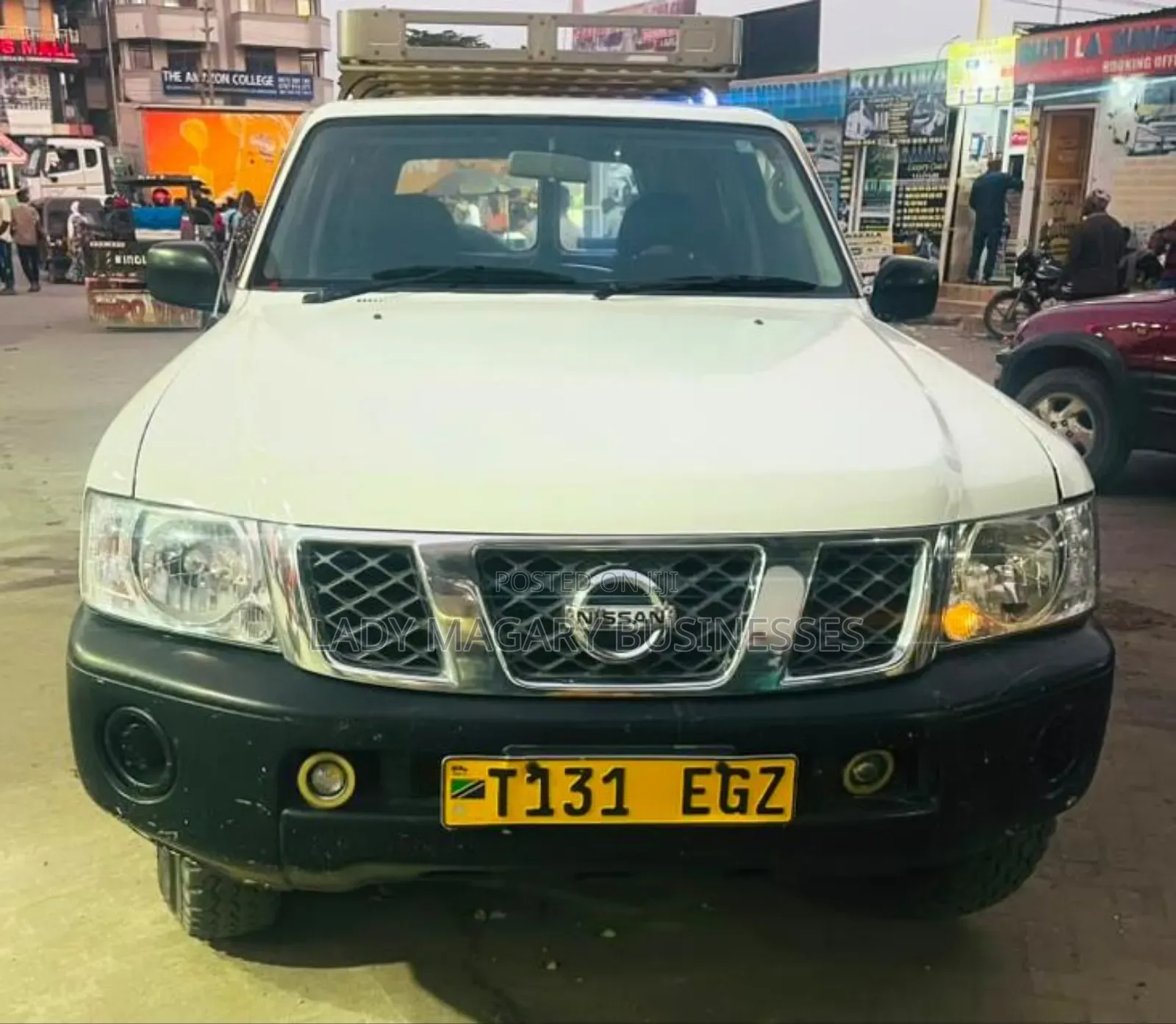 Nissan Patrol 5.6 2010 White