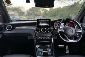 Mercedes-Benz GLC-Class 2017 White