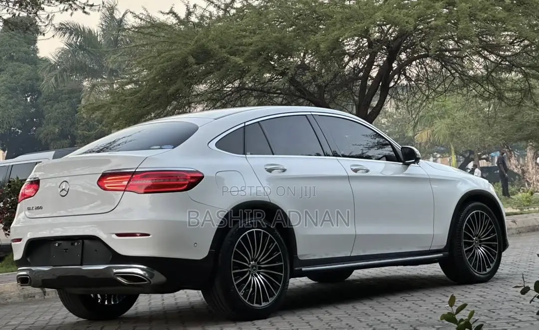 Mercedes-Benz GLC-Class 2017 White
