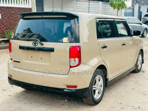 Toyota Corolla Rumion 2009 Ivory