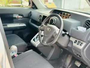 Toyota Corolla Rumion 2009 Ivory