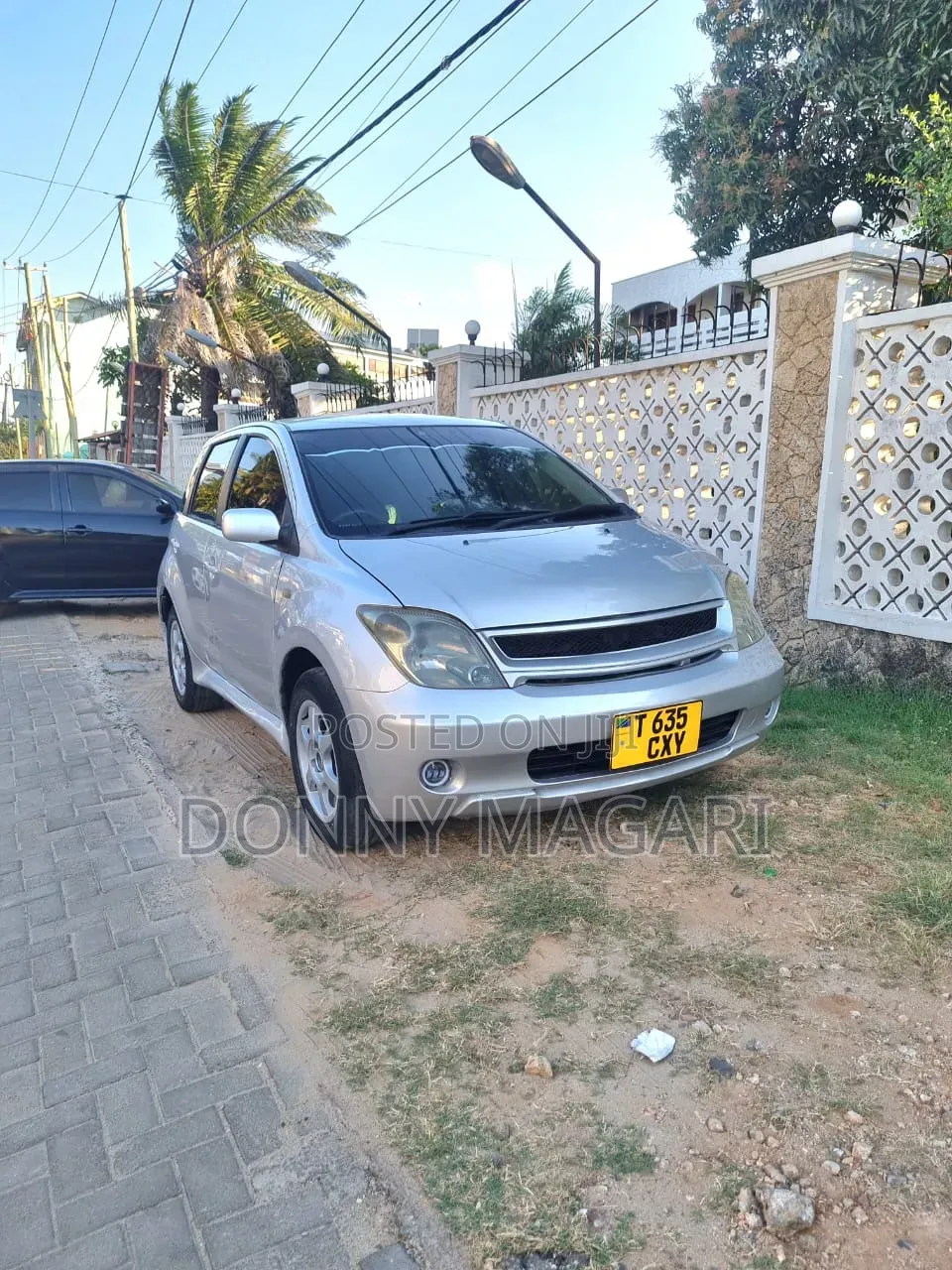Toyota IST 2005 Silver